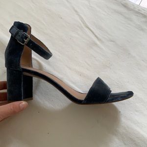 Madewell Lainy Sandal in Velvet